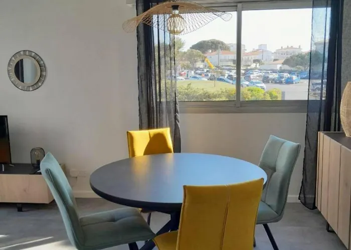 Neuf Lumineux Avec Balcon, Wi-fi, Au Pied De La Du Chay, - Fr-1-494-126 Руайян